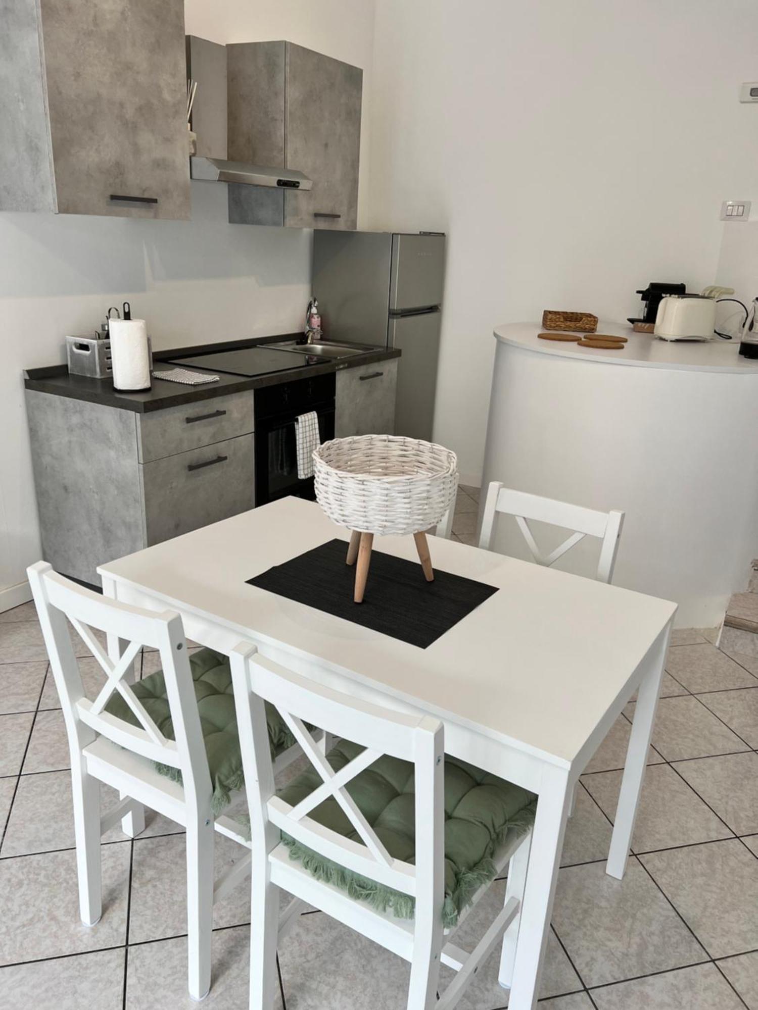 Jacam Home Free Parking Como Albese Con Cassano Exterior photo