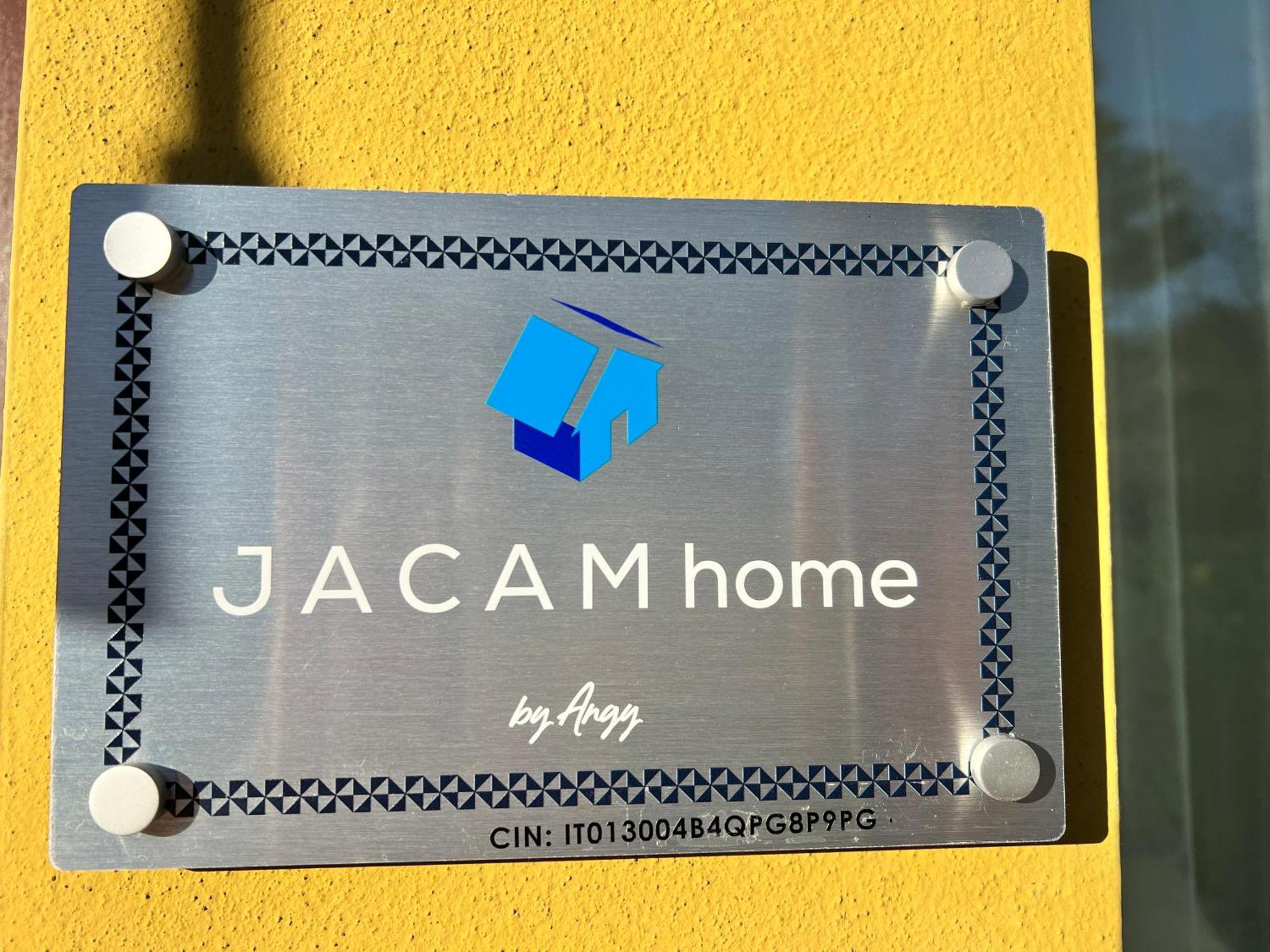 Jacam Home Free Parking Como Albese Con Cassano Exterior photo